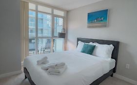 Downtown 2Bed Free Parking